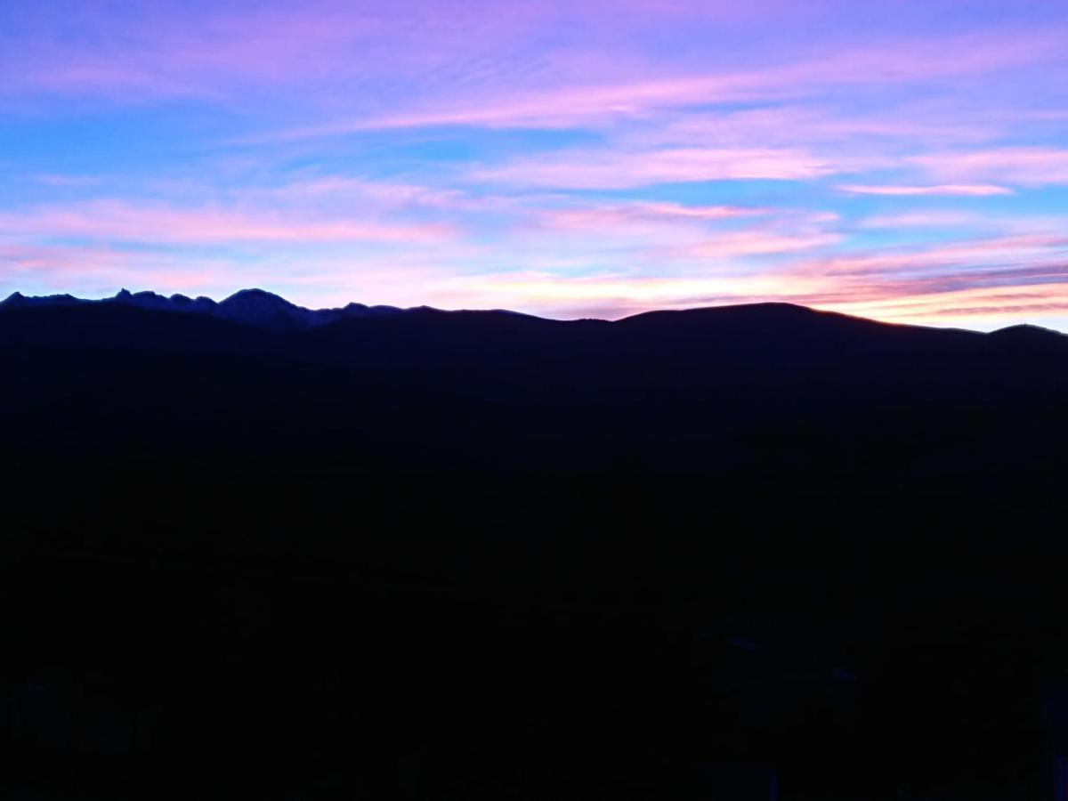 Cara Norte De Gredos Hoyos del Espino Exteriör bild