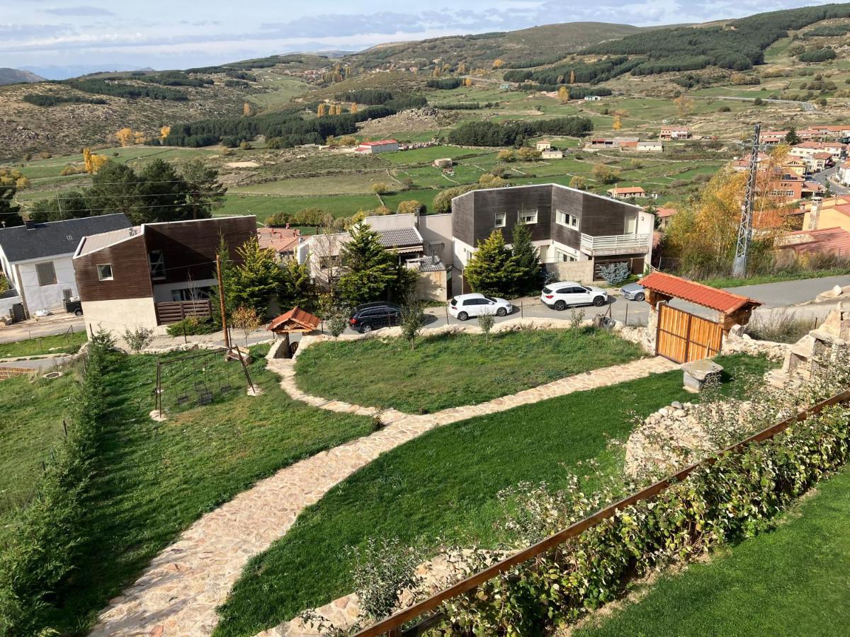 Cara Norte De Gredos Hoyos del Espino Exteriör bild